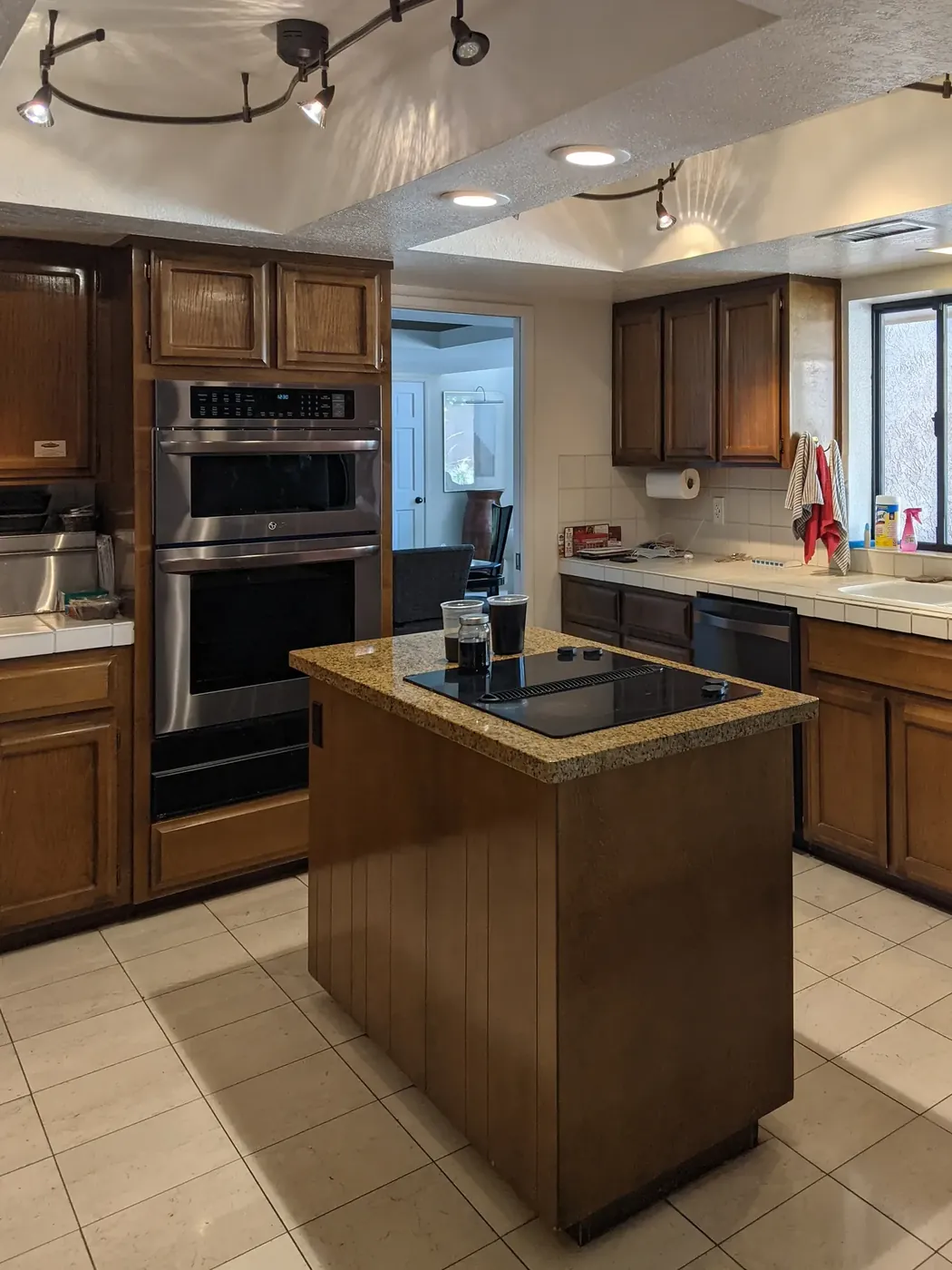 McCormick Ranch kitchen, Scottsdale before the remodel